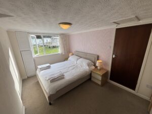 Chalet 3 Rental The Poplars Cromer (6)