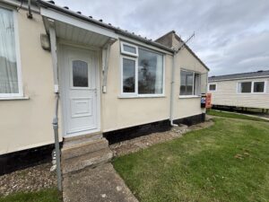 Chalet 3 Rental The Poplars Cromer (8)